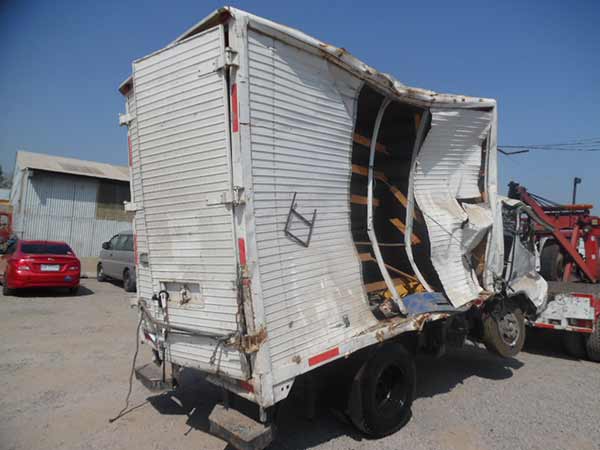 PUENTE DE APOYO Mitsubishi CANTER 2008  USADO  EN DESARME