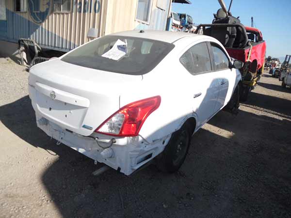  Nissan VERSA 2016    EN DESARME