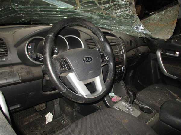  Kia SORENTO 2011    EN DESARME