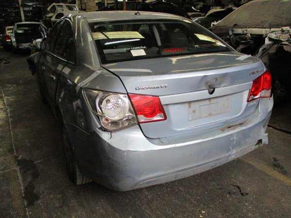 PISTONE CAMIóN Chevrolet CRUZE 2011  USADO  EN DESARME