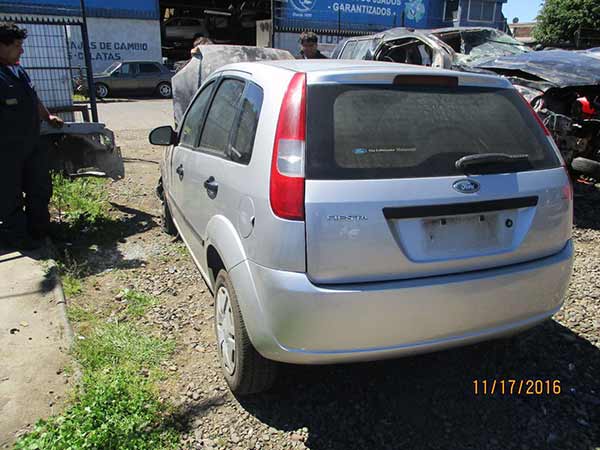 TOLVA Ford FIESTA 2004  USADA  EN DESARME
