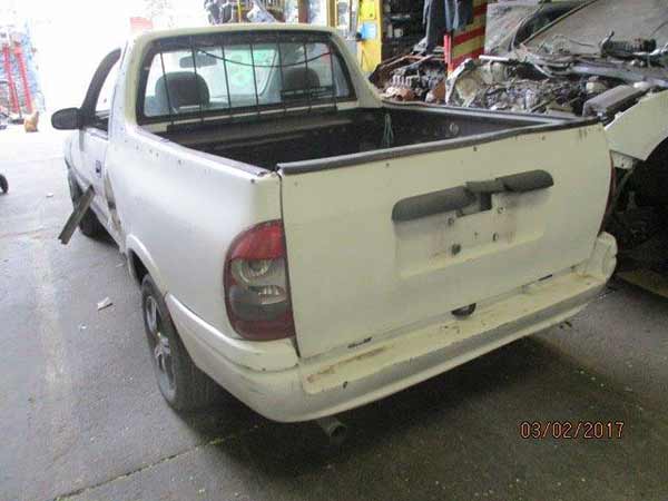  Chevrolet CORSA 2003    EN DESARME