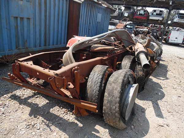 MAZA International 9200 2012  USADO  EN DESARME