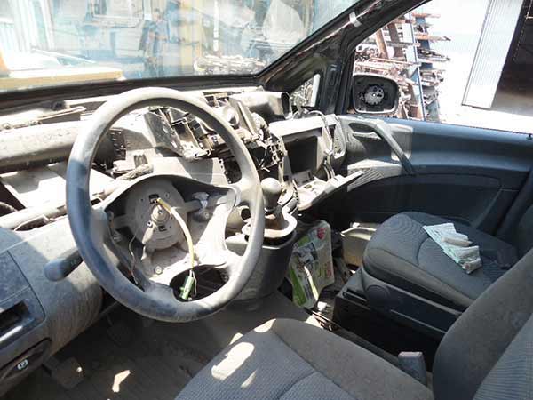 RIEL INYECCIóN Mercedes-Benz VITO 2014  USADO  EN DESARME