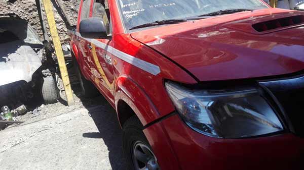  Toyota HILUX 2015    EN DESARME