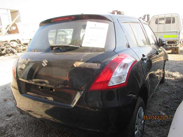  Suzuki SWIFT 2015    EN DESARME