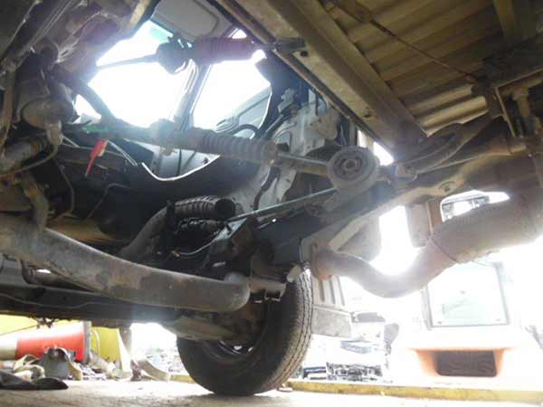 EJE PUENTE DELANTERO Hyundai PORTER 2012  USADO  EN DESARME