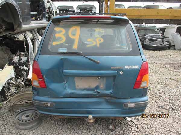 EJE Daihatsu GRAND MOVE  1998  USADO  EN DESARME
