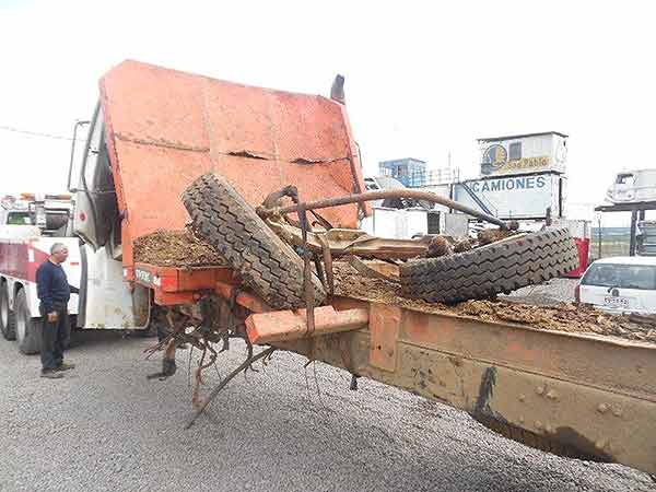  Freightliner M2 2010    EN DESARME