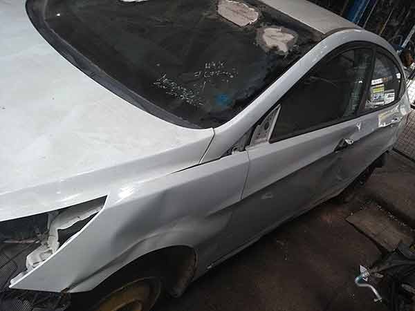  Hyundai ACCENT 2013    EN DESARME