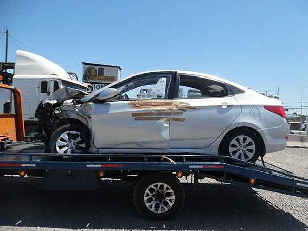  Hyundai ACCENT 2015    EN DESARME