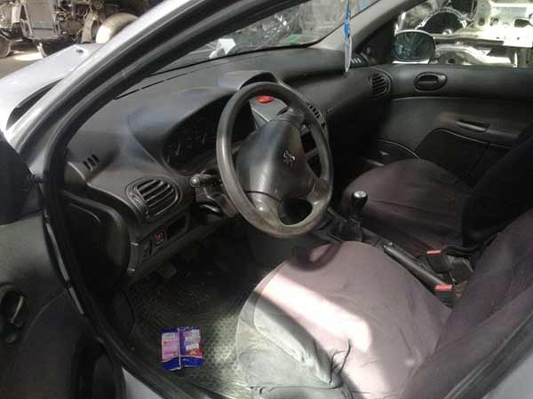 Peugeot XR 2008    EN DESARME