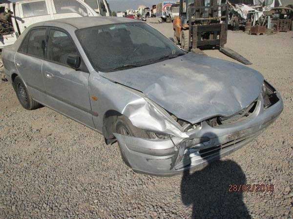 FOCO Mazda 626 1998  USADO  EN DESARME