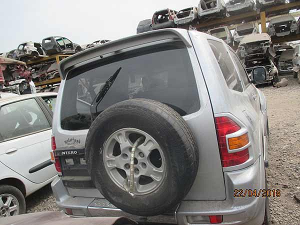  Mitsubishi MONTERO 2002    EN DESARME