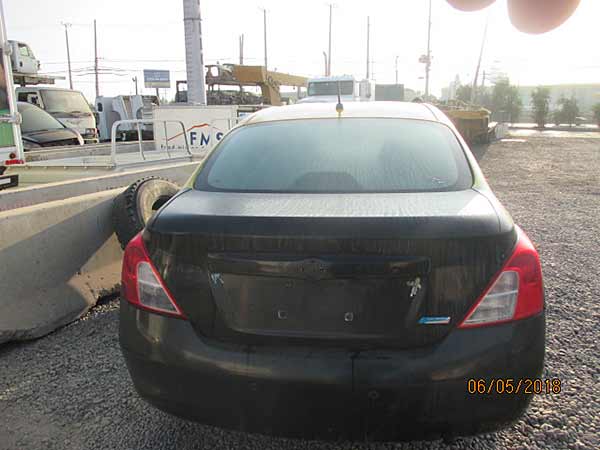 MUñON Nissan VERSA 2014  USADO  EN DESARME