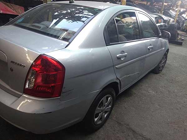  Hyundai ACCENT 2010    EN DESARME