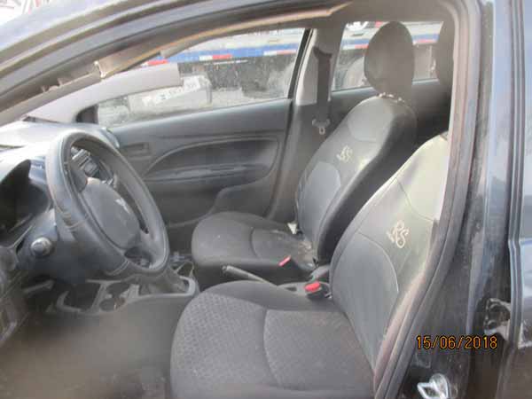 SPOILER CAMIóN Mitsubishi MIRAGE 2014  USADO  EN DESARME