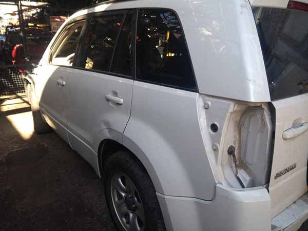  Suzuki GRAND NOMADE 2011    EN DESARME