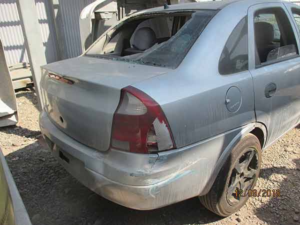  Chevrolet CORSA 2002    EN DESARME