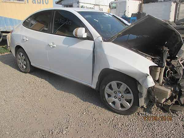  Hyundai ELANTRA 2009    EN DESARME