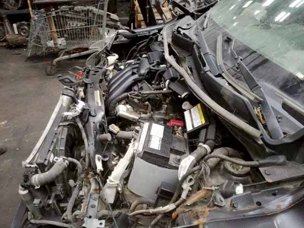 DEPRESOR DE FRENO Nissan VERSA 2016  USADO  EN DESARME