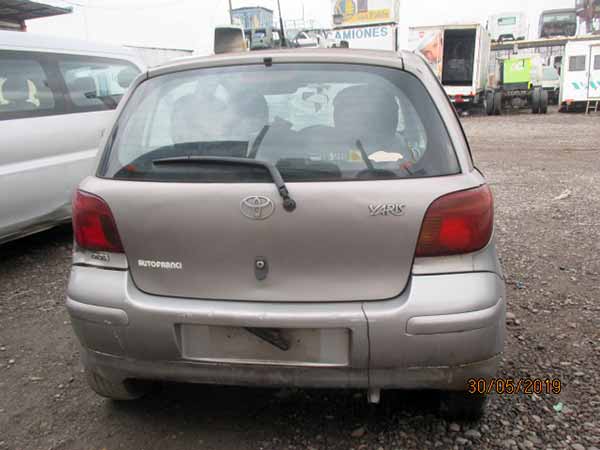  Toyota YARIS 2004    EN DESARME