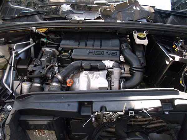 INYECTOR Peugeot 308 2011  USADO  EN DESARME