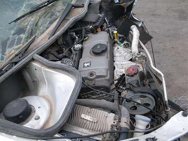  Peugeot 206 2008    EN DESARME