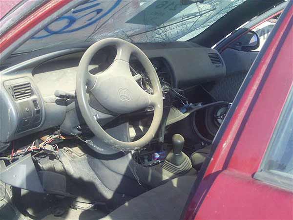  Toyota COROLLA 1996    EN DESARME
