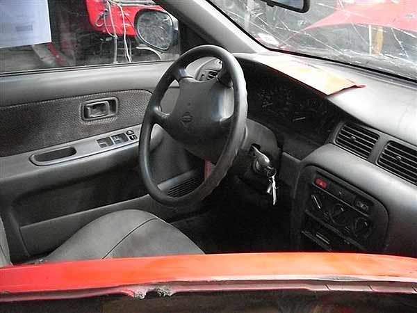  Nissan SENTRA 2000    EN DESARME