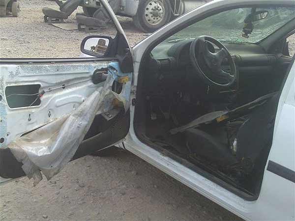  Chevrolet CORSA 2005    EN DESARME