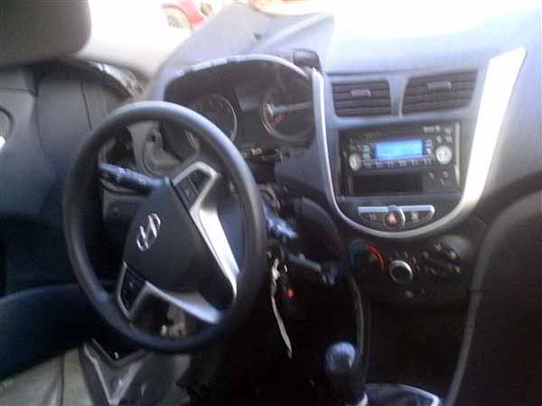  Hyundai ACCENT 2011    EN DESARME