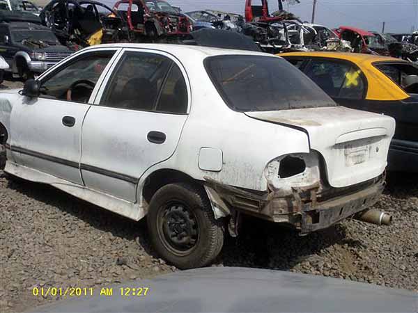  Hyundai ACCENT 1997    EN DESARME