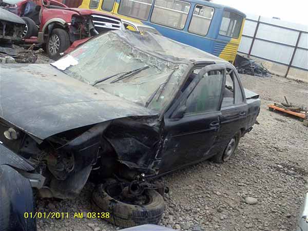  Nissan V16 2002    EN DESARME