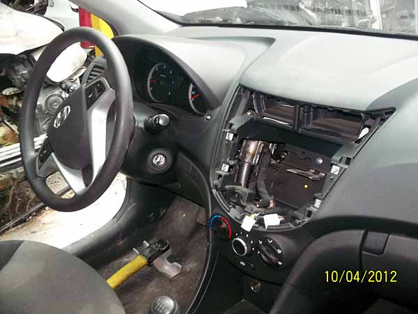  Hyundai ACCENT 2012    EN DESARME