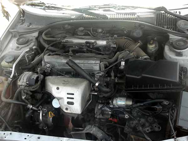  Toyota CORONA 2000    EN DESARME