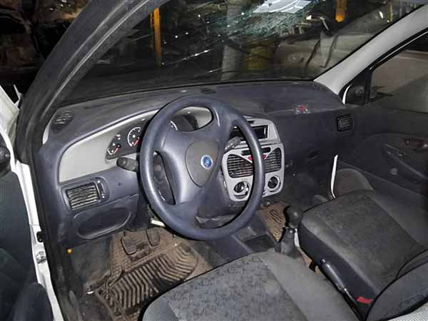  Fiat PALIO 2010    EN DESARME