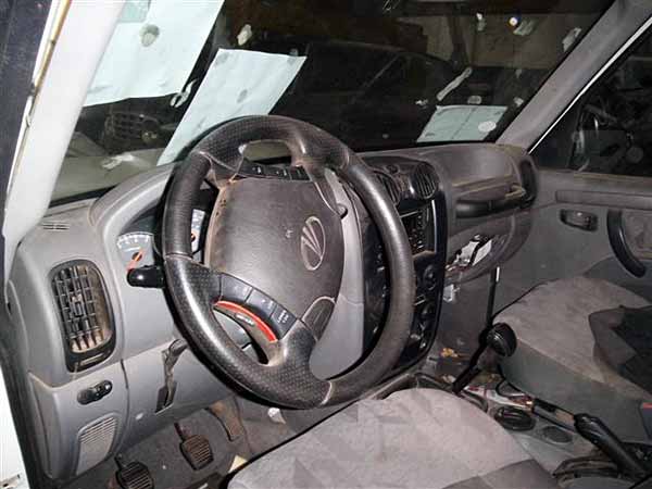  Mahindra PICK UP 2012    EN DESARME