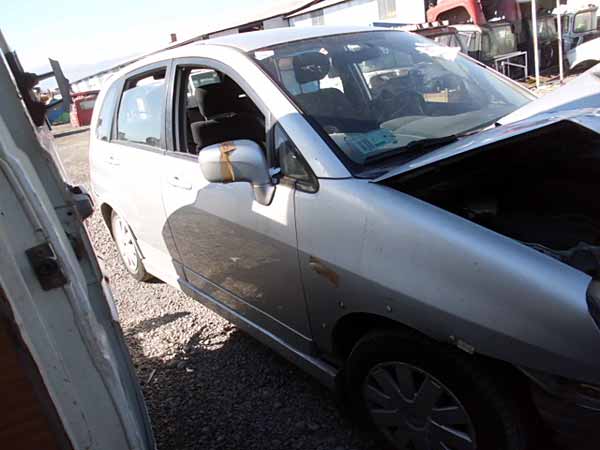  Suzuki AERIO 2004    EN DESARME
