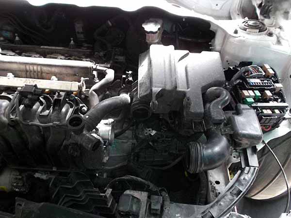  Hyundai ELANTRA 2012    EN DESARME