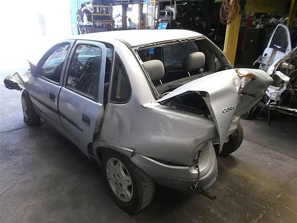  Chevrolet CORSA 2003    EN DESARME