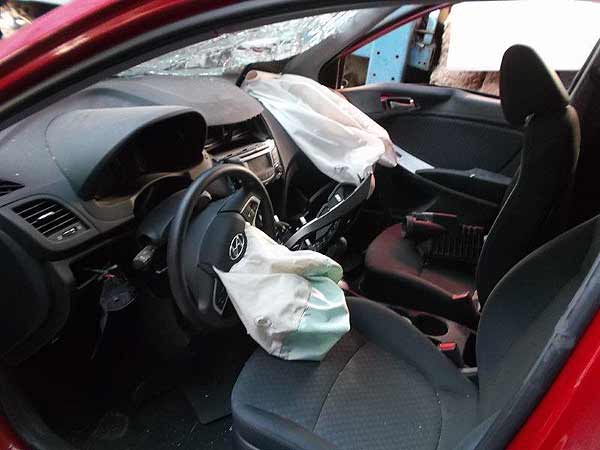  Hyundai ACCENT 2013    EN DESARME