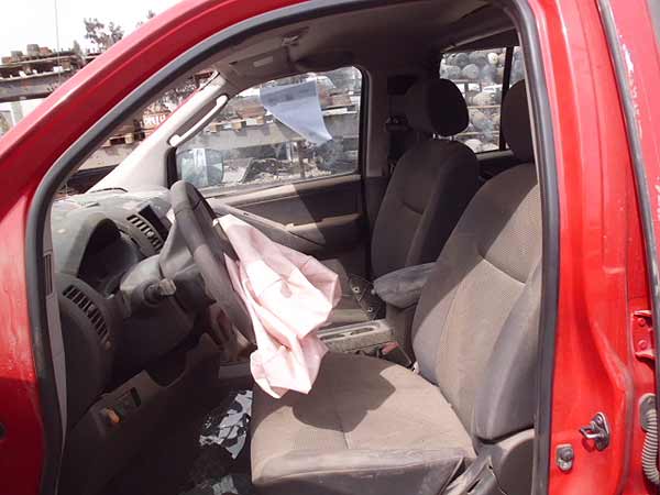  Nissan NAVARA 2011    EN DESARME