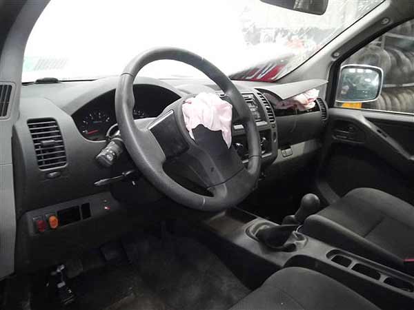  Nissan NAVARA 2012    EN DESARME