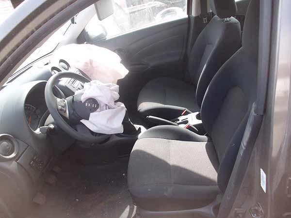  Nissan VERSA 2013    EN DESARME