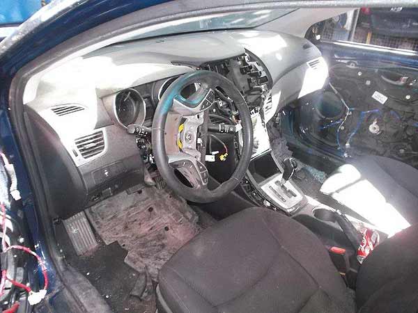  Hyundai ELANTRA 2012    EN DESARME