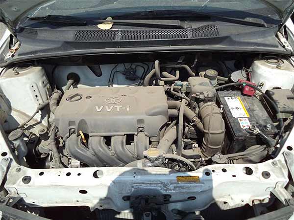  Toyota YARIS 2004    EN DESARME