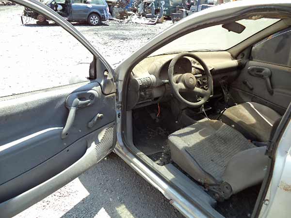 CAJA DE CAMBIOS Opel CORSA 1996  USADA  EN DESARME