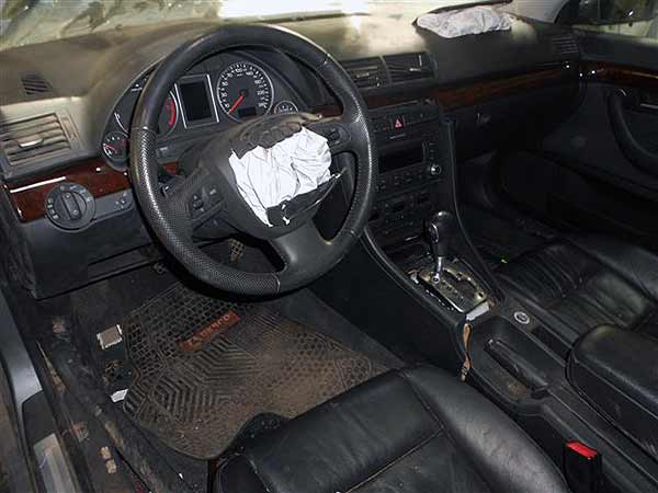 COMPRESOR AIRE ACONDICIONADO Audi A4 2007  USADO  EN DESARME