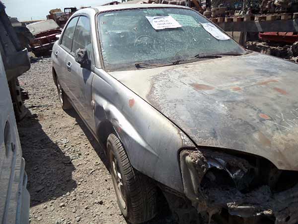  Subaru IMPREZA 2004    EN DESARME